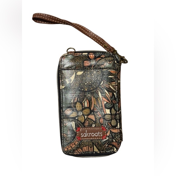 Sakroots Handbags - Sakroots Artistic Pattern Wristlet Phone Case NWOT